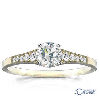 Graduated Milgrain Diamond Engagement Ring (0,62ct tw)