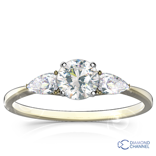 Classic Pear Shaped Diamond Engagement Ring in 9k White Gold (0.70ct)